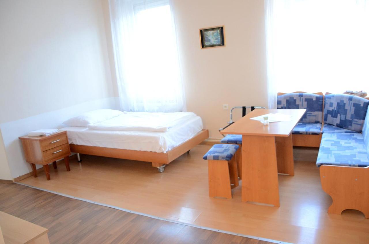 Penzion Mlynicky Dvur Červená Voda Εξωτερικό φωτογραφία